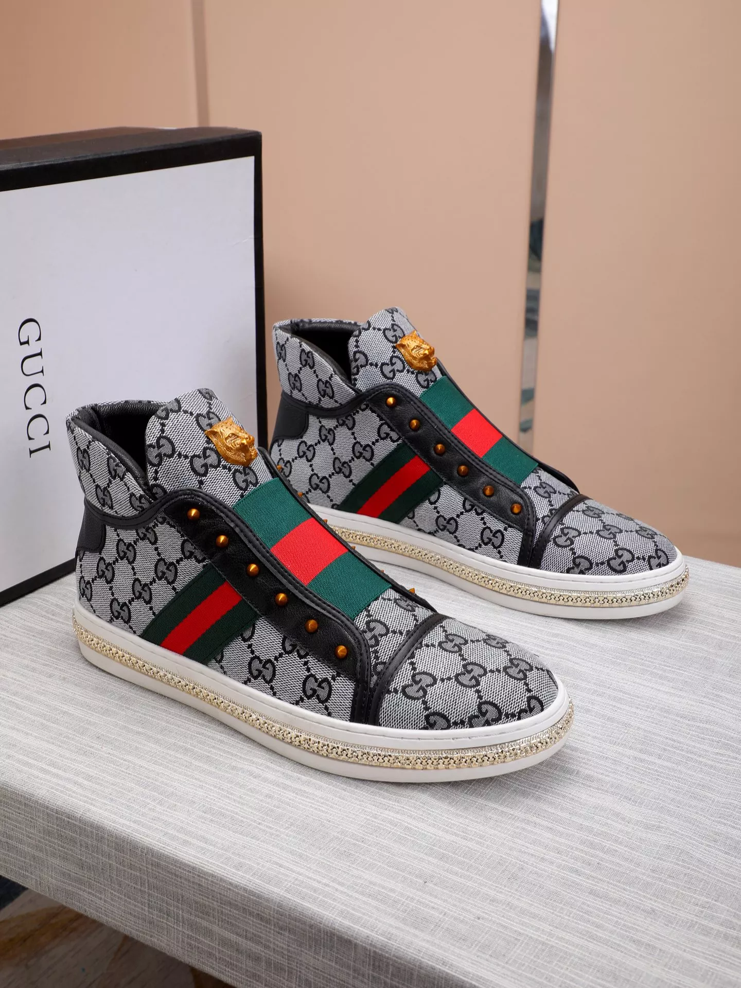 gucci high tops chaussures pour homme s_12b454a1